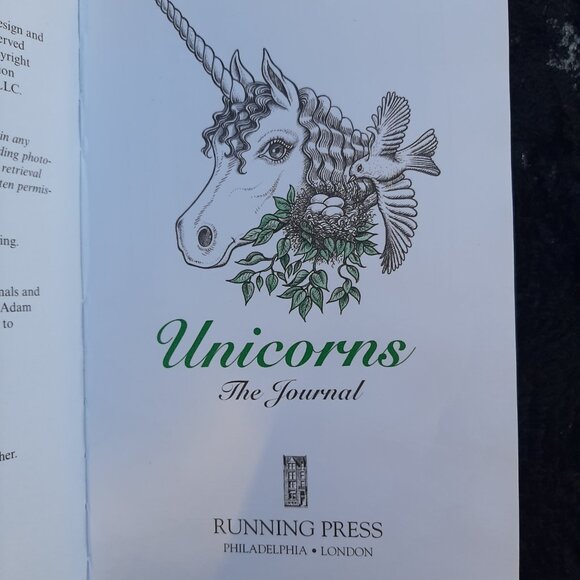 3D Unicorns The Journal 2000 Running Press - Picture 5 of 9